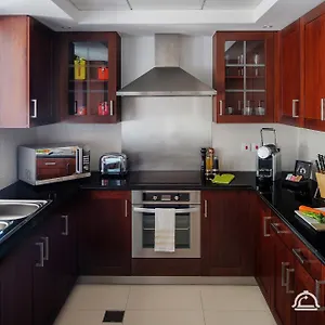 Dream - With Private Terrace, 29 Boulevard Downtown Apartment